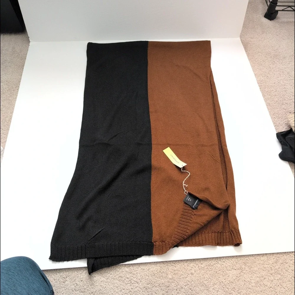 NWT Summersalt 2-Tone Scarf Black‎ Brown Knit Color Block OS Neutral Minimalist